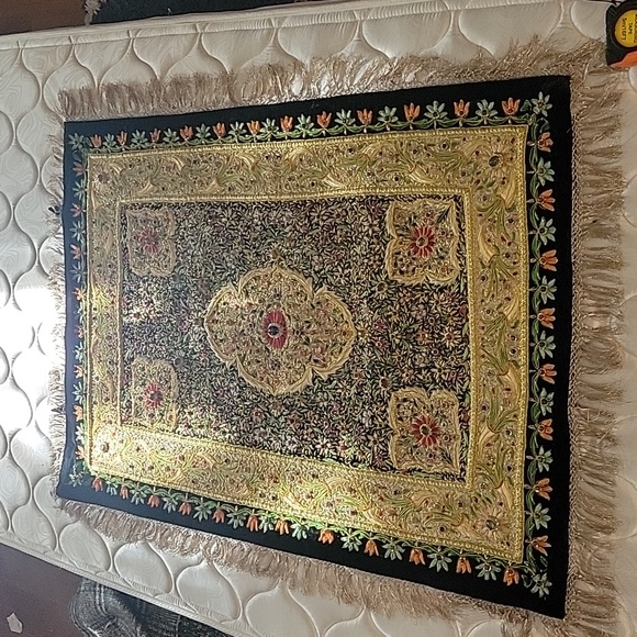 Semi precious stones Carpet Handmade Embroidered Wall Hanging from Hyderabah. - Picture 10 of 10